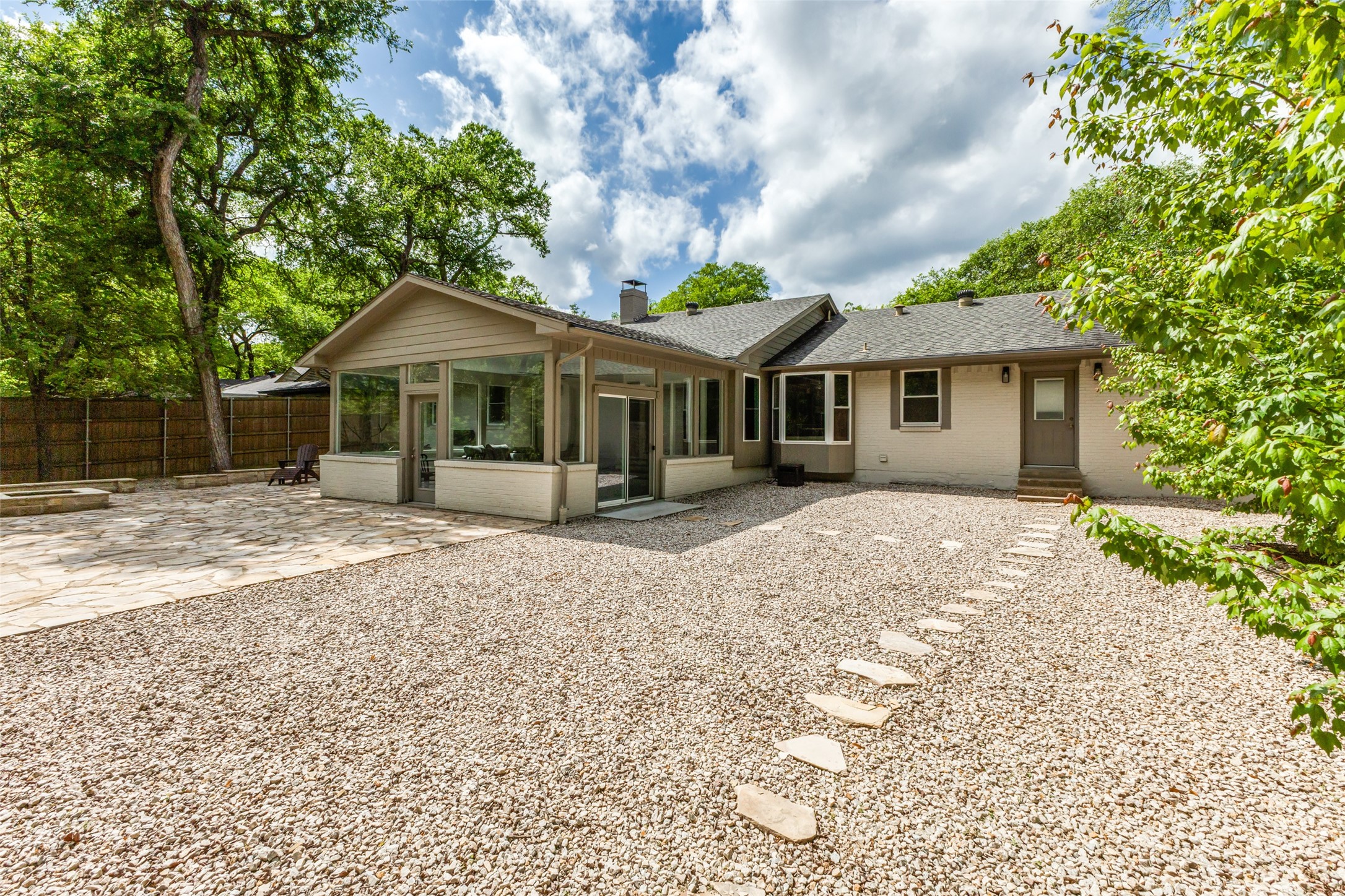 9576 Ash Creek Drive Dallas TX 75228