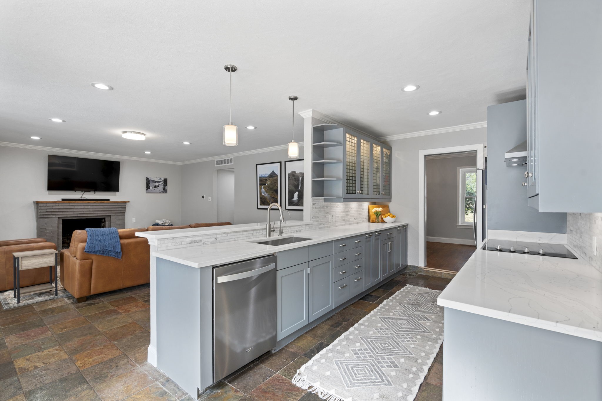 9576 Ash Creek Drive Dallas TX 75228