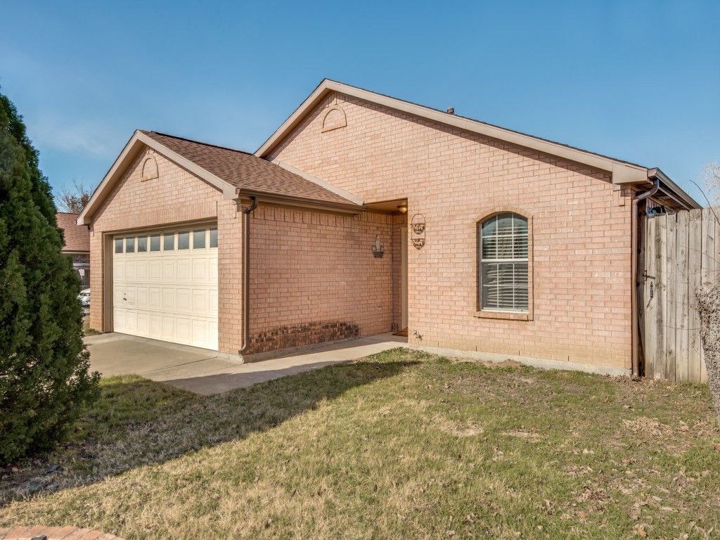 1615 E Pioneer Drive Irving TX 75061