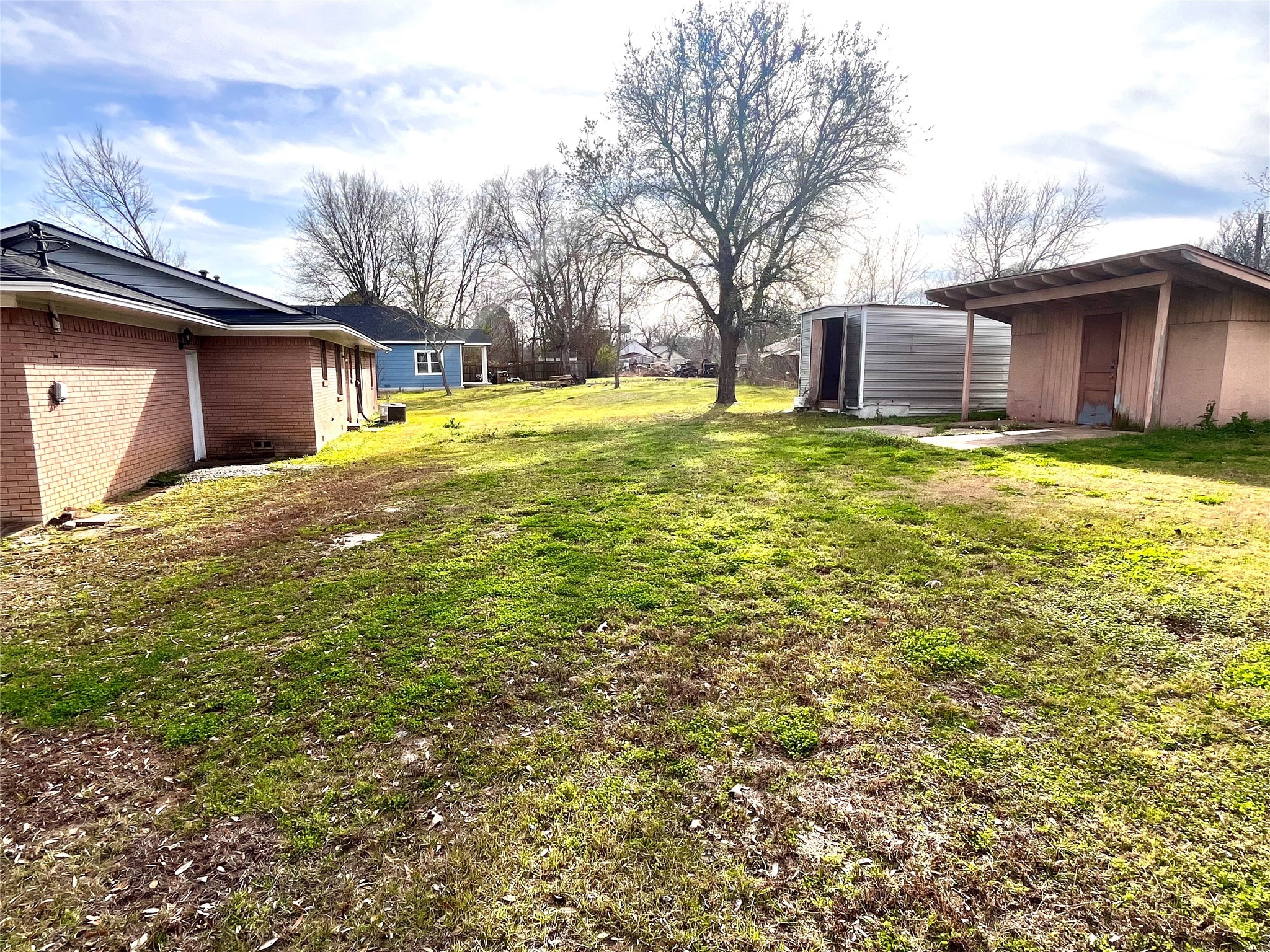 915 N Spring Street Grand Saline TX 75140