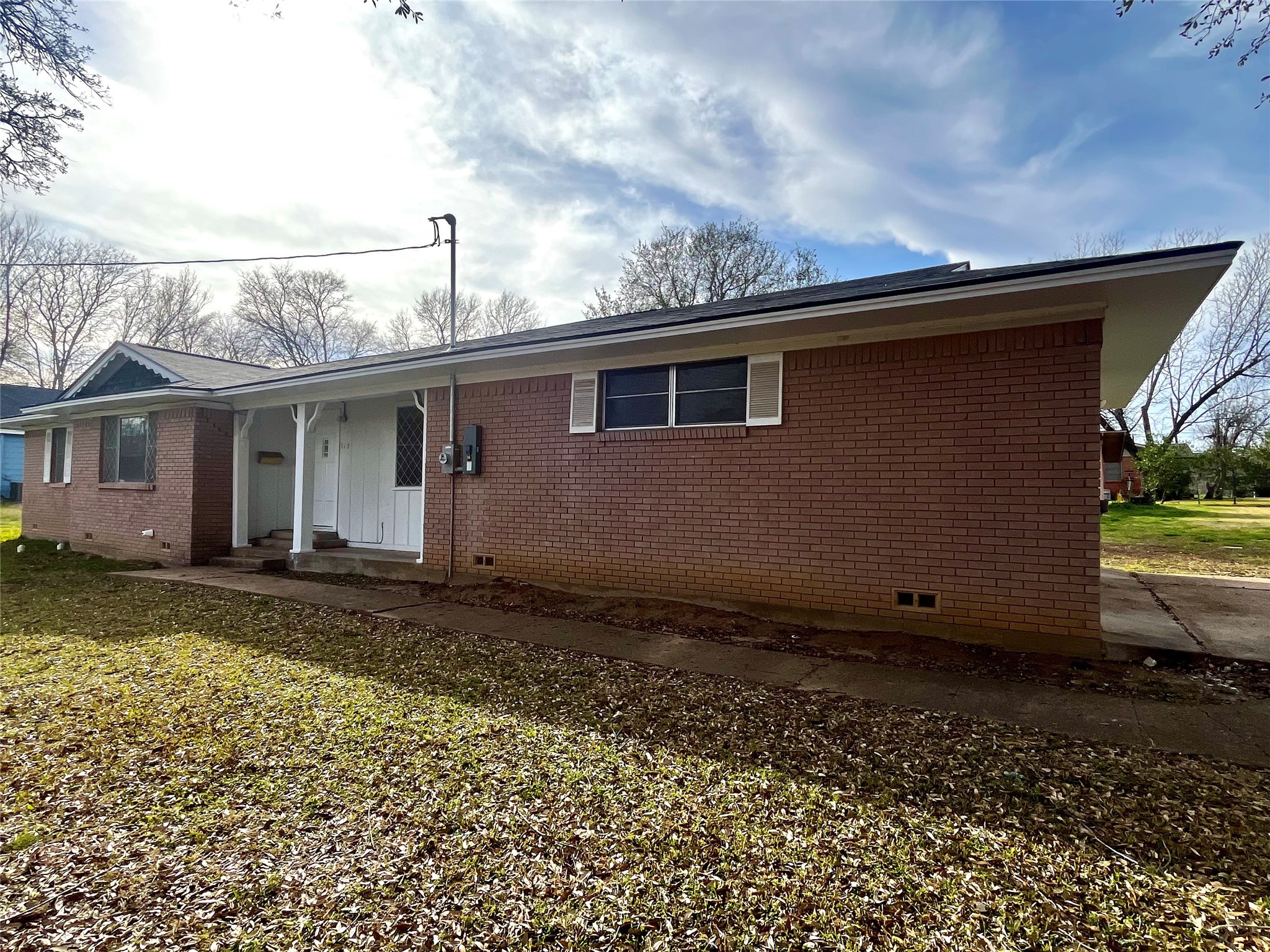 915 N Spring Street Grand Saline TX 75140