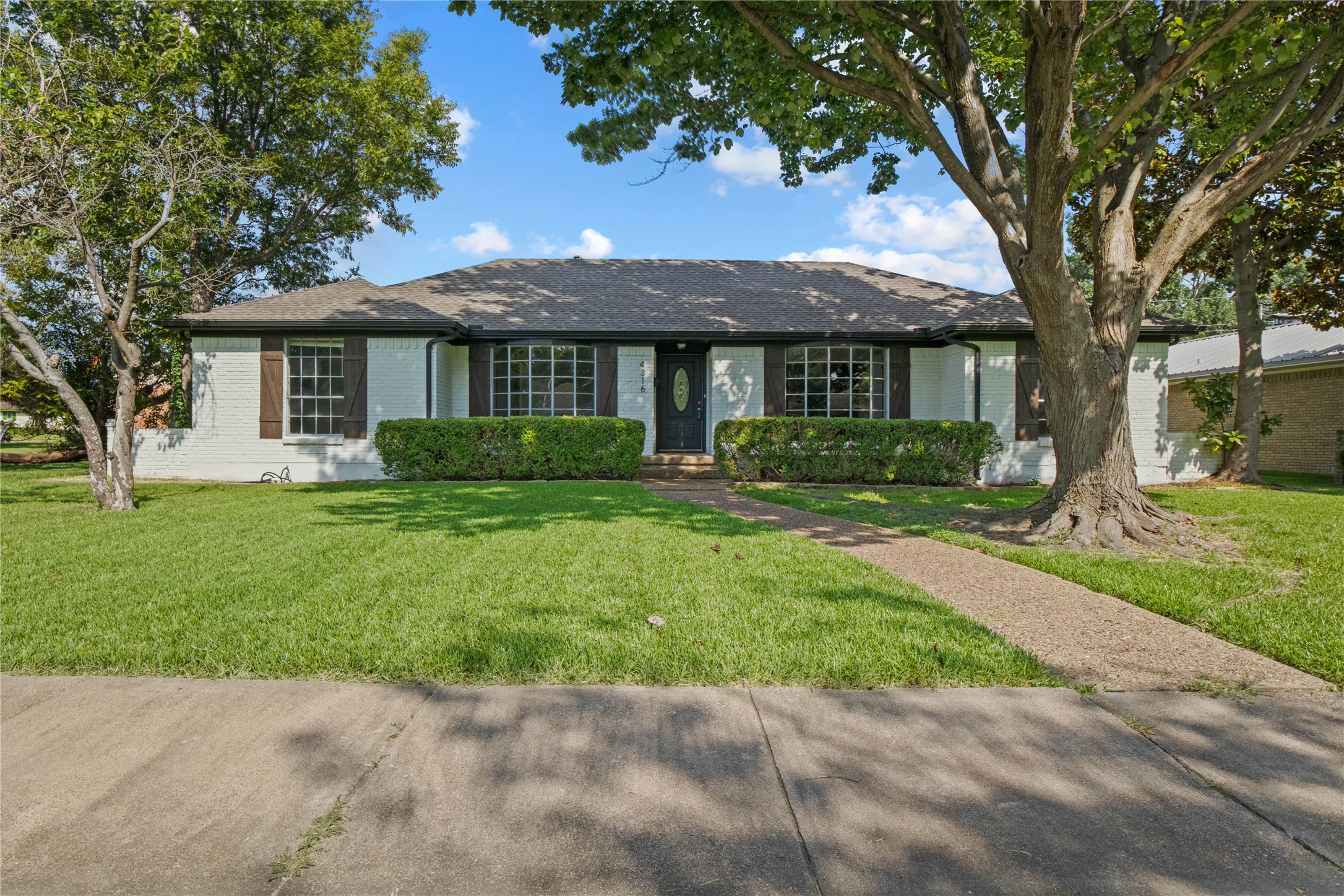 4316 Cinnabar Drive Dallas TX 75227