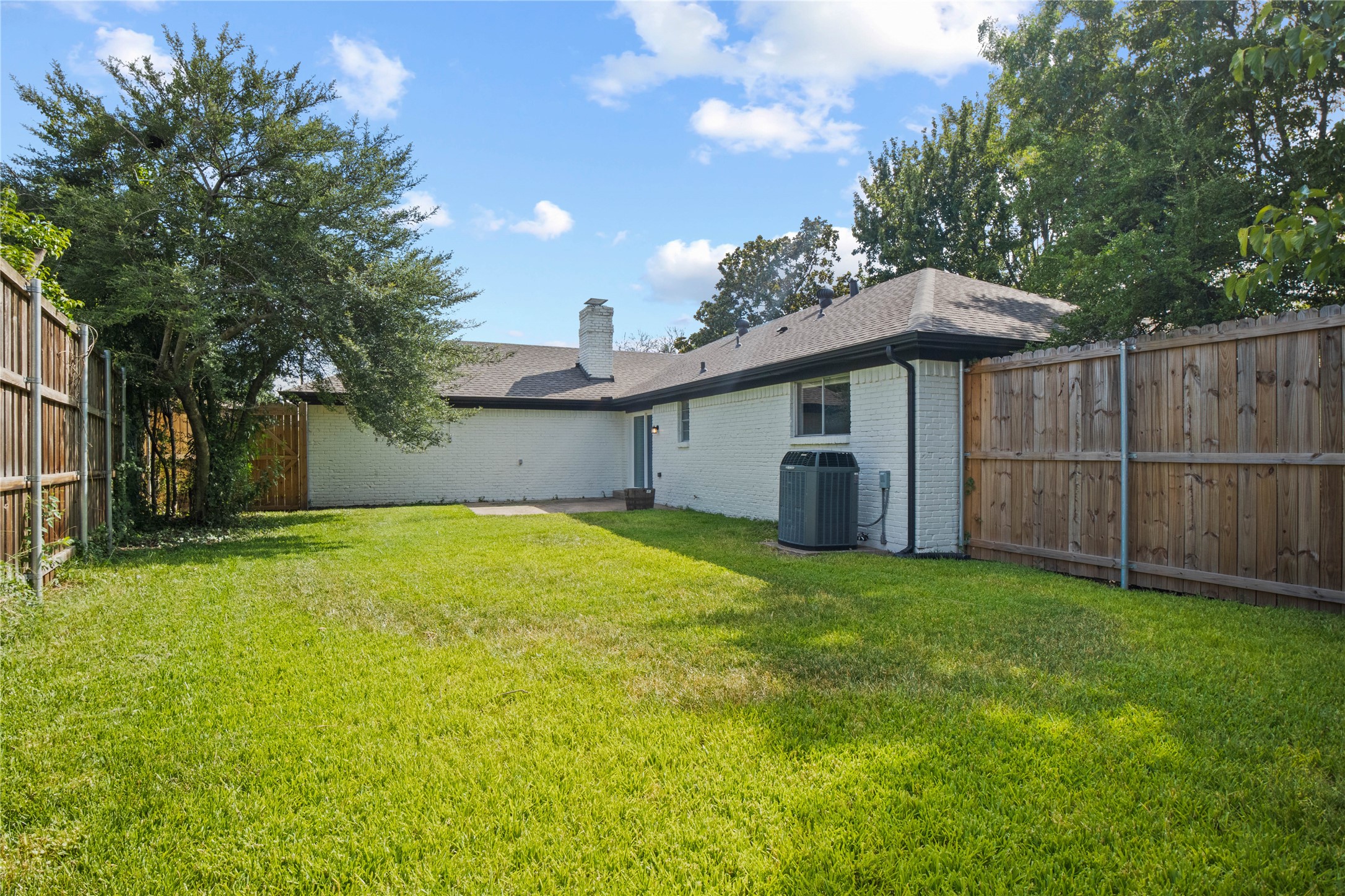 4316 Cinnabar Drive Dallas TX 75227
