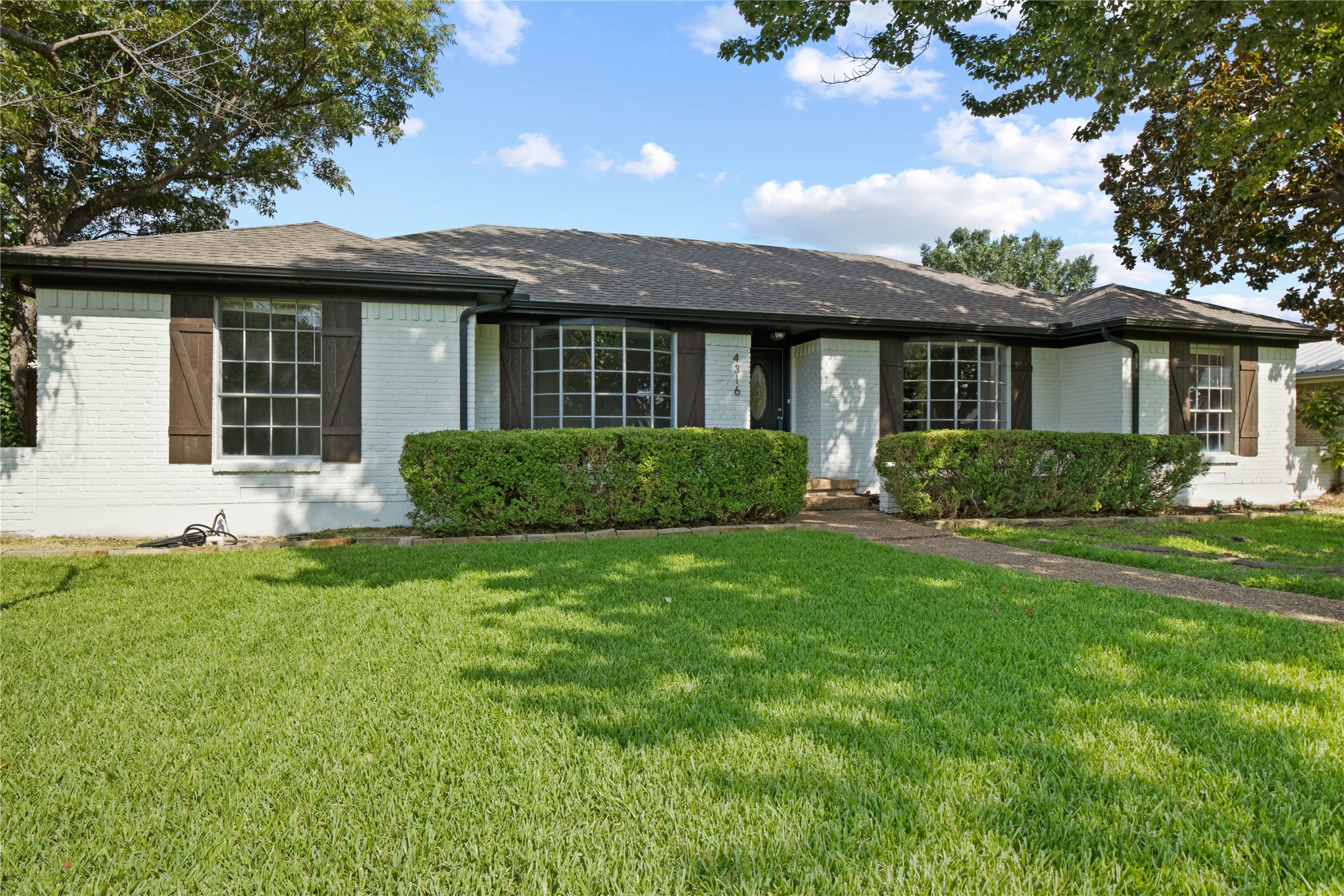 4316 Cinnabar Drive Dallas TX 75227