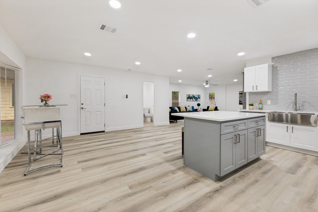 12436 Oberlin Drive Dallas TX 75243
