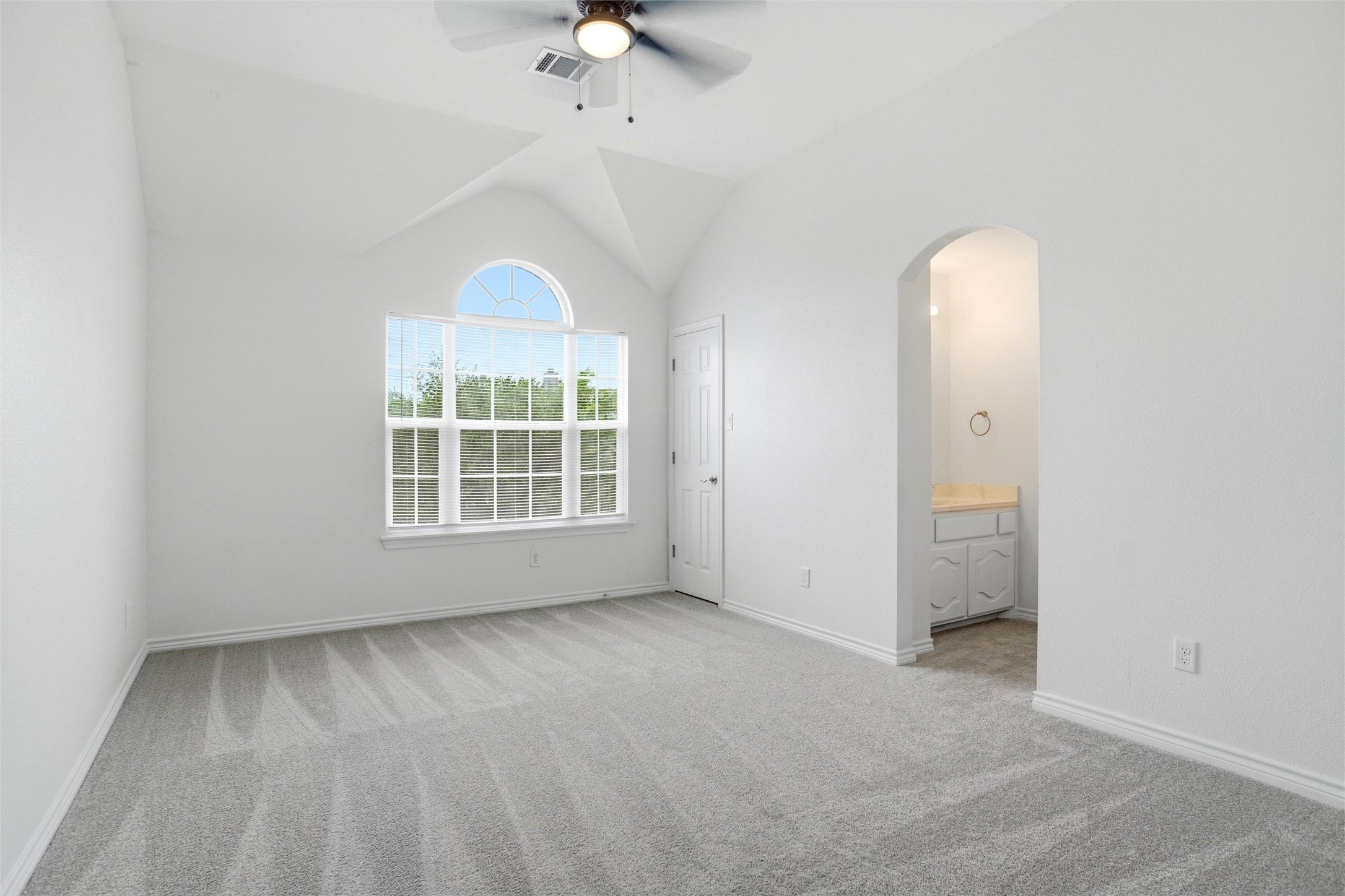 208 Wisteria Way Red Oak TX 75154