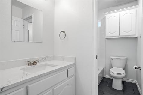 208 Wisteria Way Red Oak TX 75154