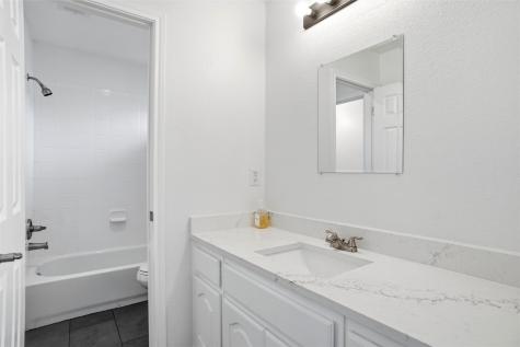 208 Wisteria Way Red Oak TX 75154
