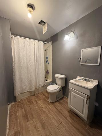 411 W Hester Street Sherman TX 75090