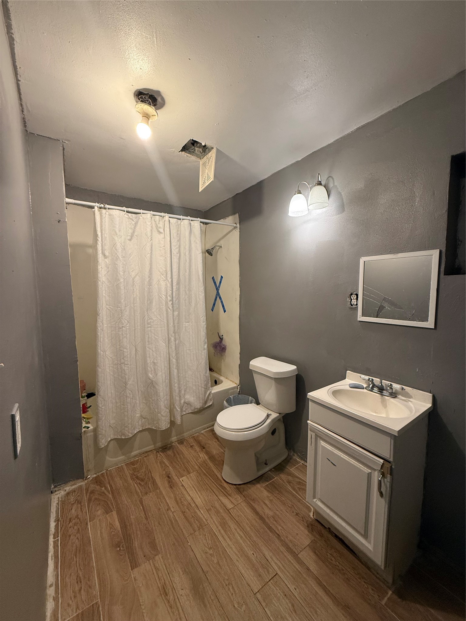 411 W Hester Street Sherman TX 75090