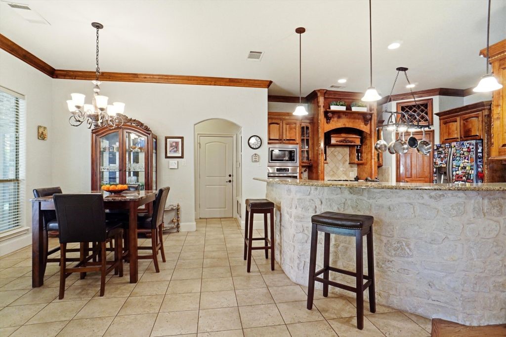 620 Highview Lane Hurst TX 76054