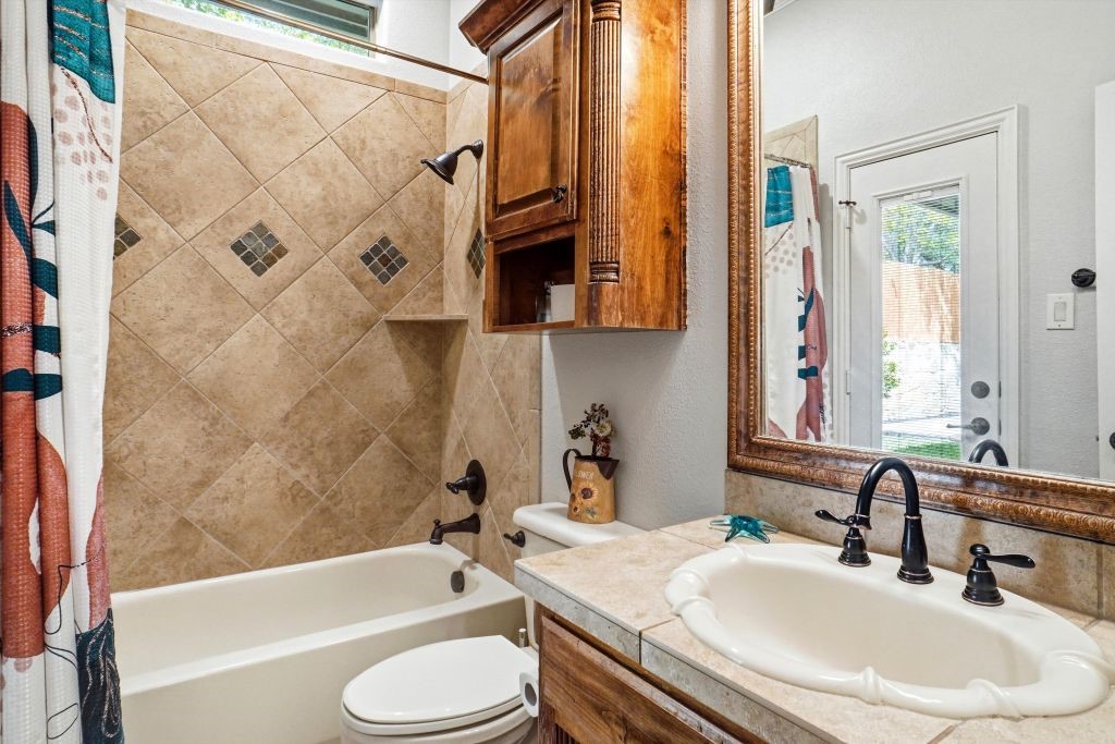 620 Highview Lane Hurst TX 76054