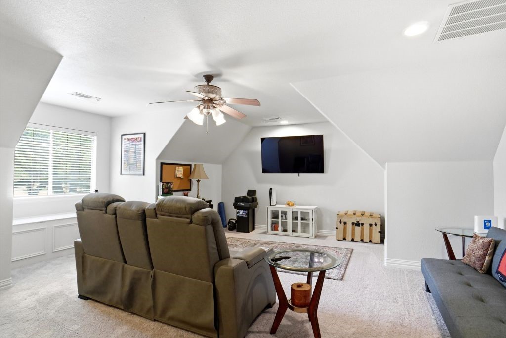 620 Highview Lane Hurst TX 76054