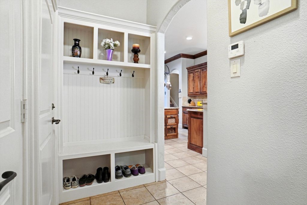 620 Highview Lane Hurst TX 76054