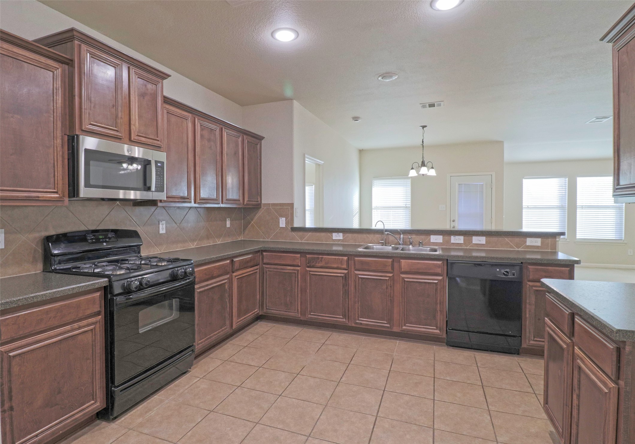466 Hayes Street Lavon TX 75166