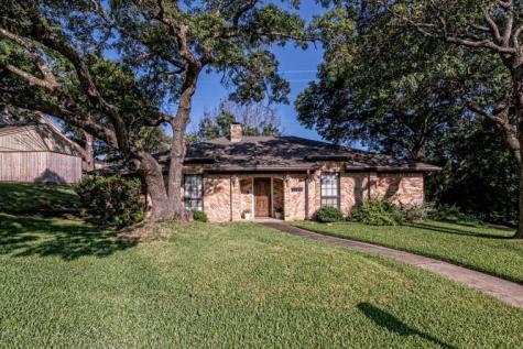 10005 Burgundy Lane Woodway TX 76712