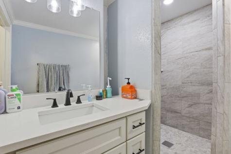 5821 Highland Avenue Haltom City TX 76117