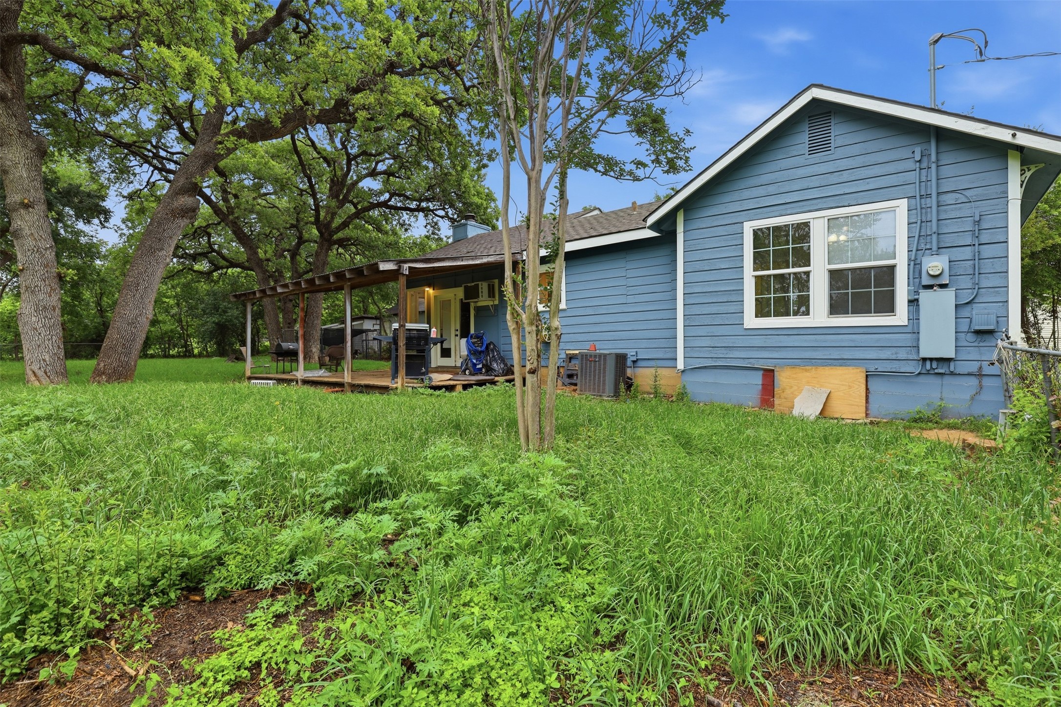 5821 Highland Avenue Haltom City TX 76117