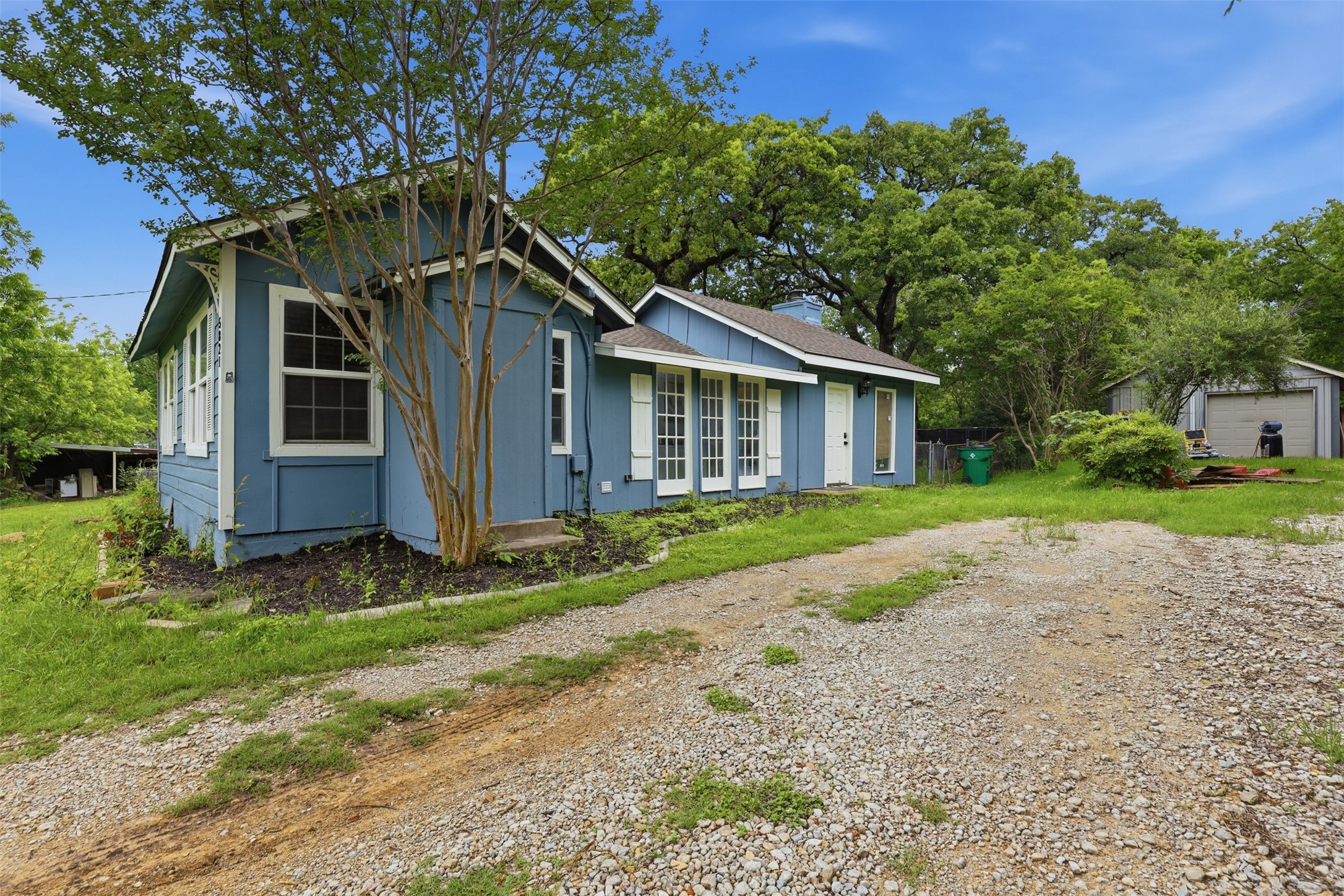 5821 Highland Avenue Haltom City TX 76117