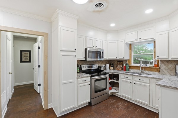 5821 Highland Avenue Haltom City TX 76117
