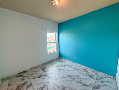625 E Powell Avenue Fort Worth TX 76104
