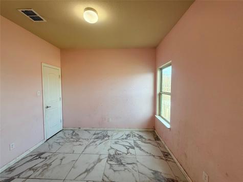 625 E Powell Avenue Fort Worth TX 76104