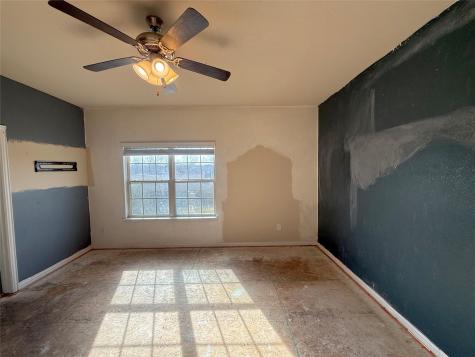 625 E Powell Avenue Fort Worth TX 76104
