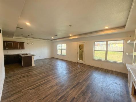 625 E Powell Avenue Fort Worth TX 76104