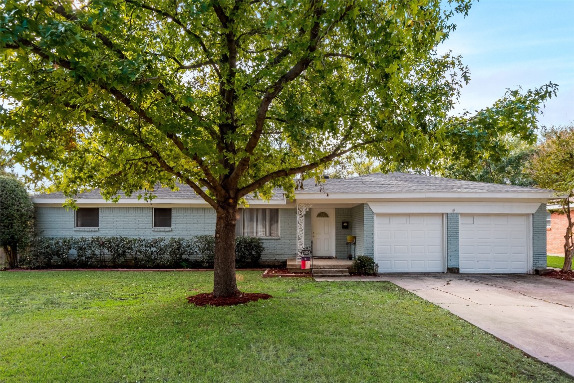 7304 Winnell Way North Richland Hills TX 76180