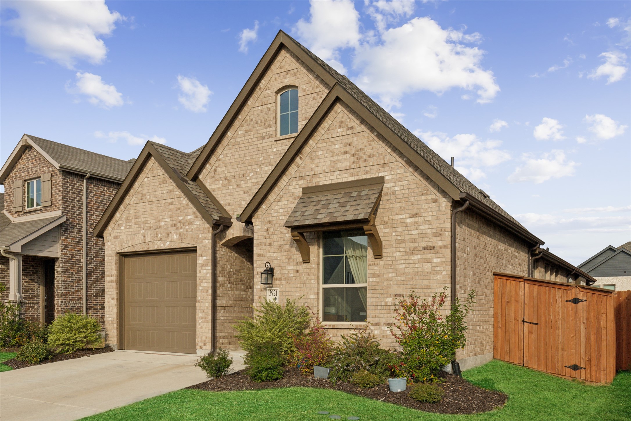 3921 Ford Drive Heartland TX 75126