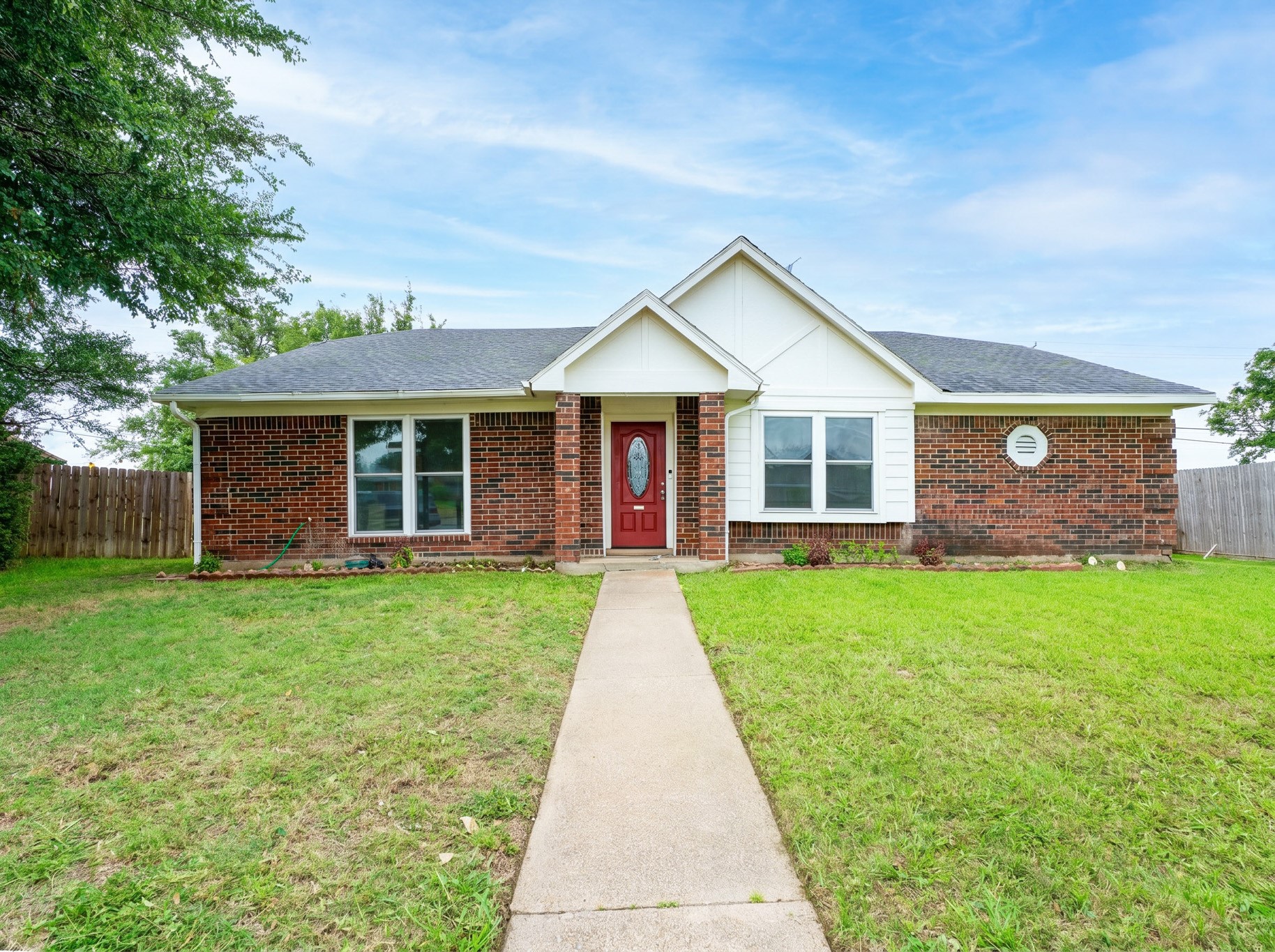 2534 Limestone Lane Garland TX 75040