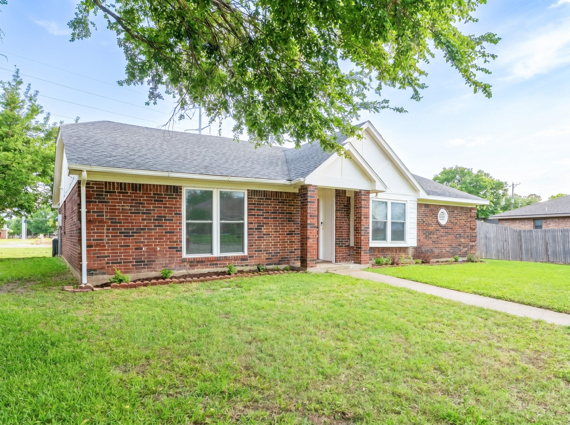 2534 Limestone Lane Garland TX 75040