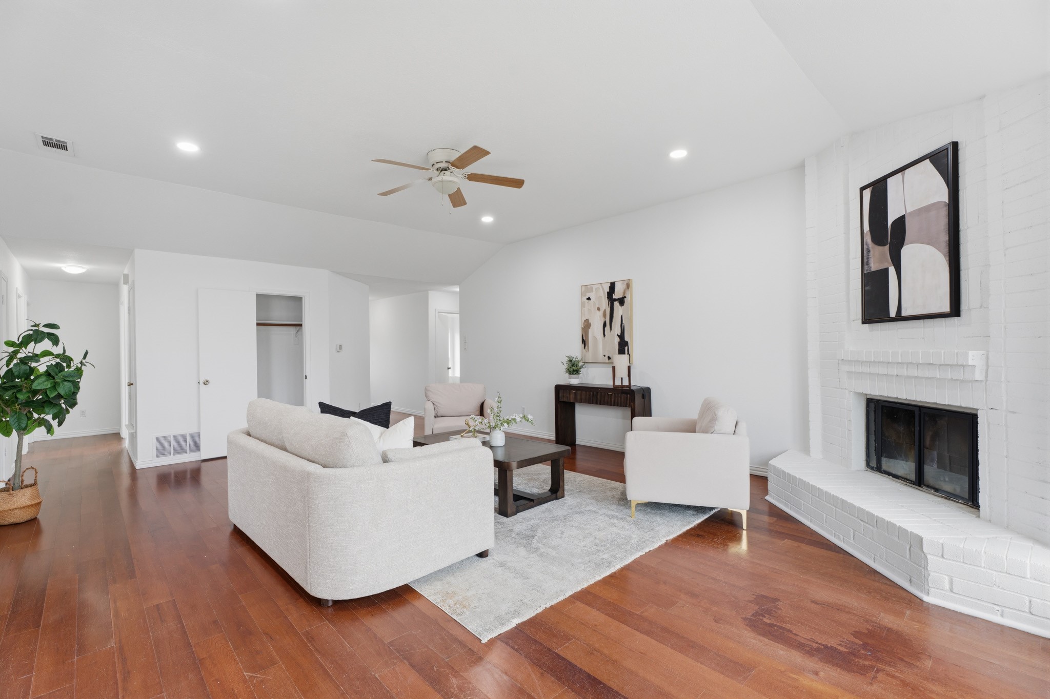 2534 Limestone Lane Garland TX 75040