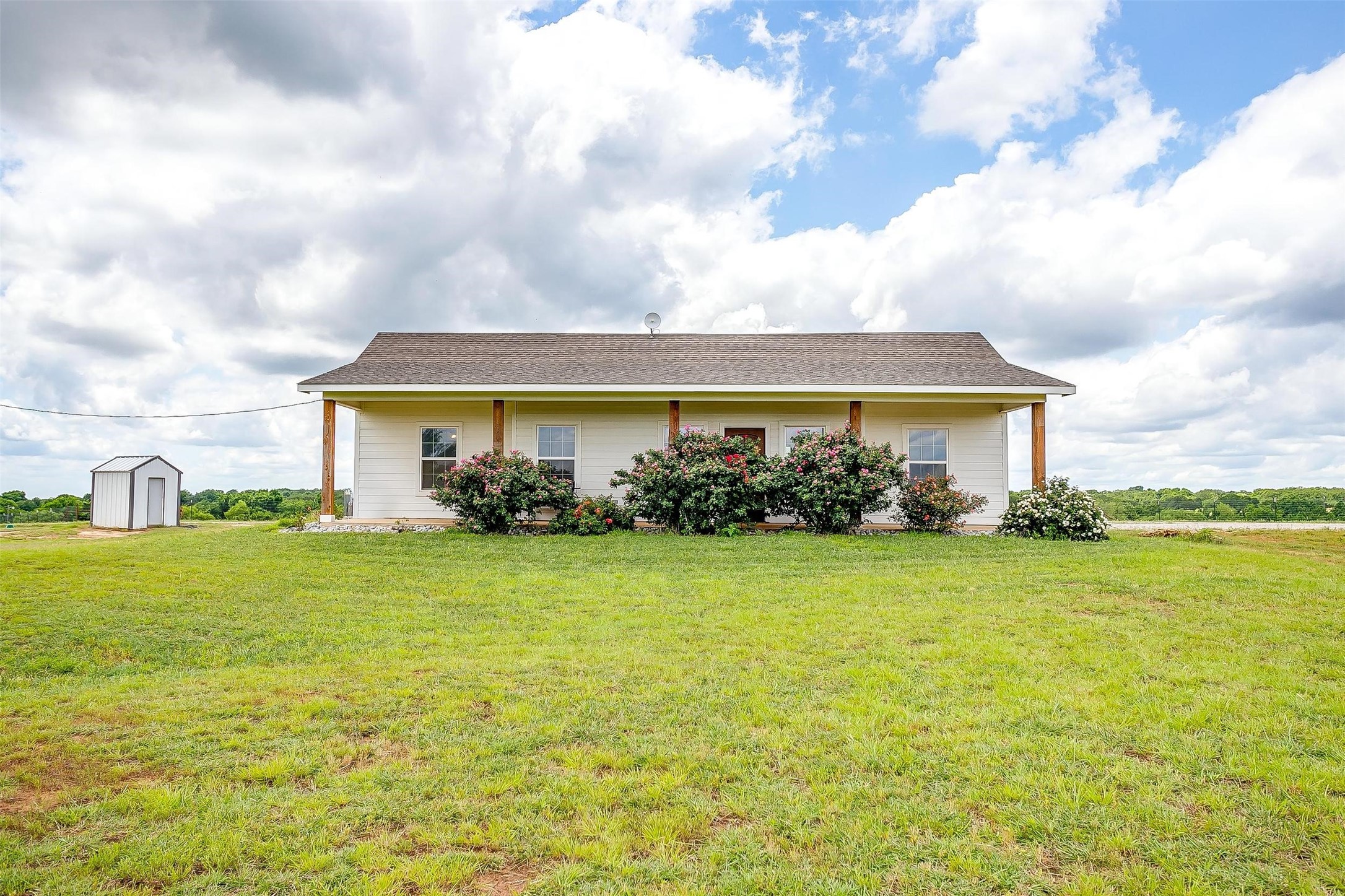 950 Fox Road Millsap TX 76066