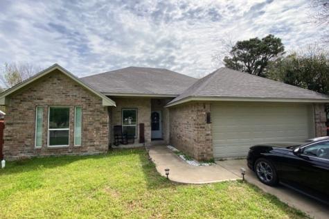 1150 35th Street NE Paris TX 75462