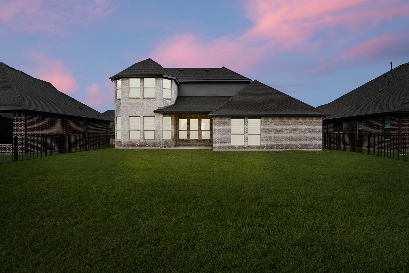 318 Bowrider Lane Granbury TX 76049