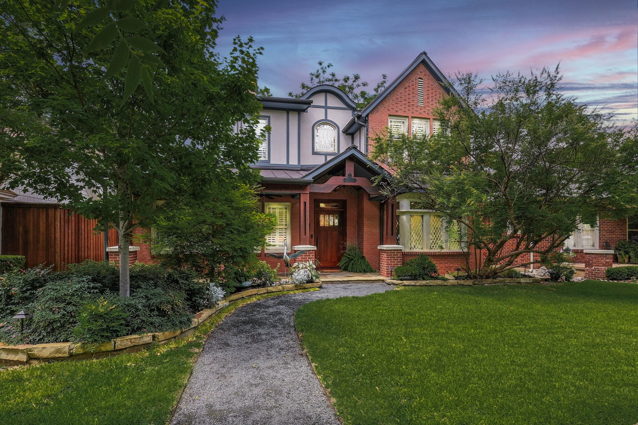 4423 Vandelia Street Dallas TX 75219