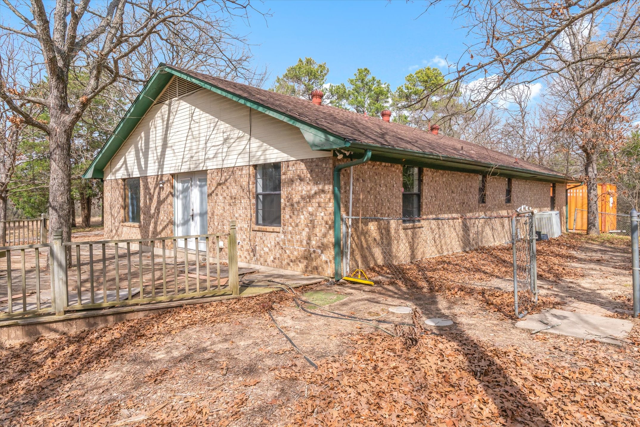 8844 State Highway 19 N Athens TX 75752