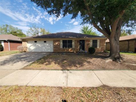 6415 Kelly Elliott Road Arlington TX 76001