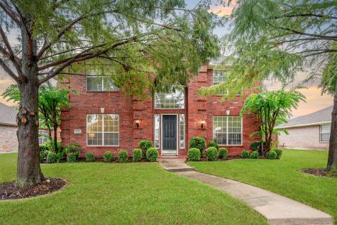 916 Crater Lake Court Allen TX 75002