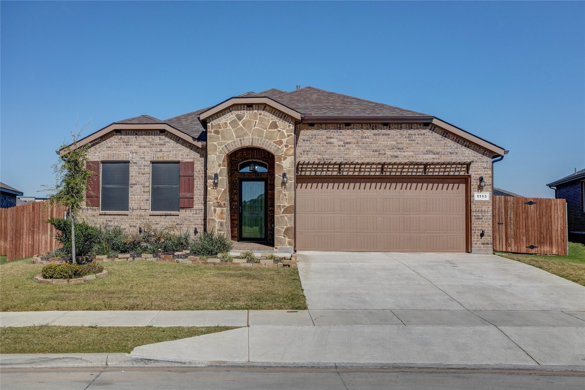 1113 Ferncliff Drive Fort Worth TX 76177