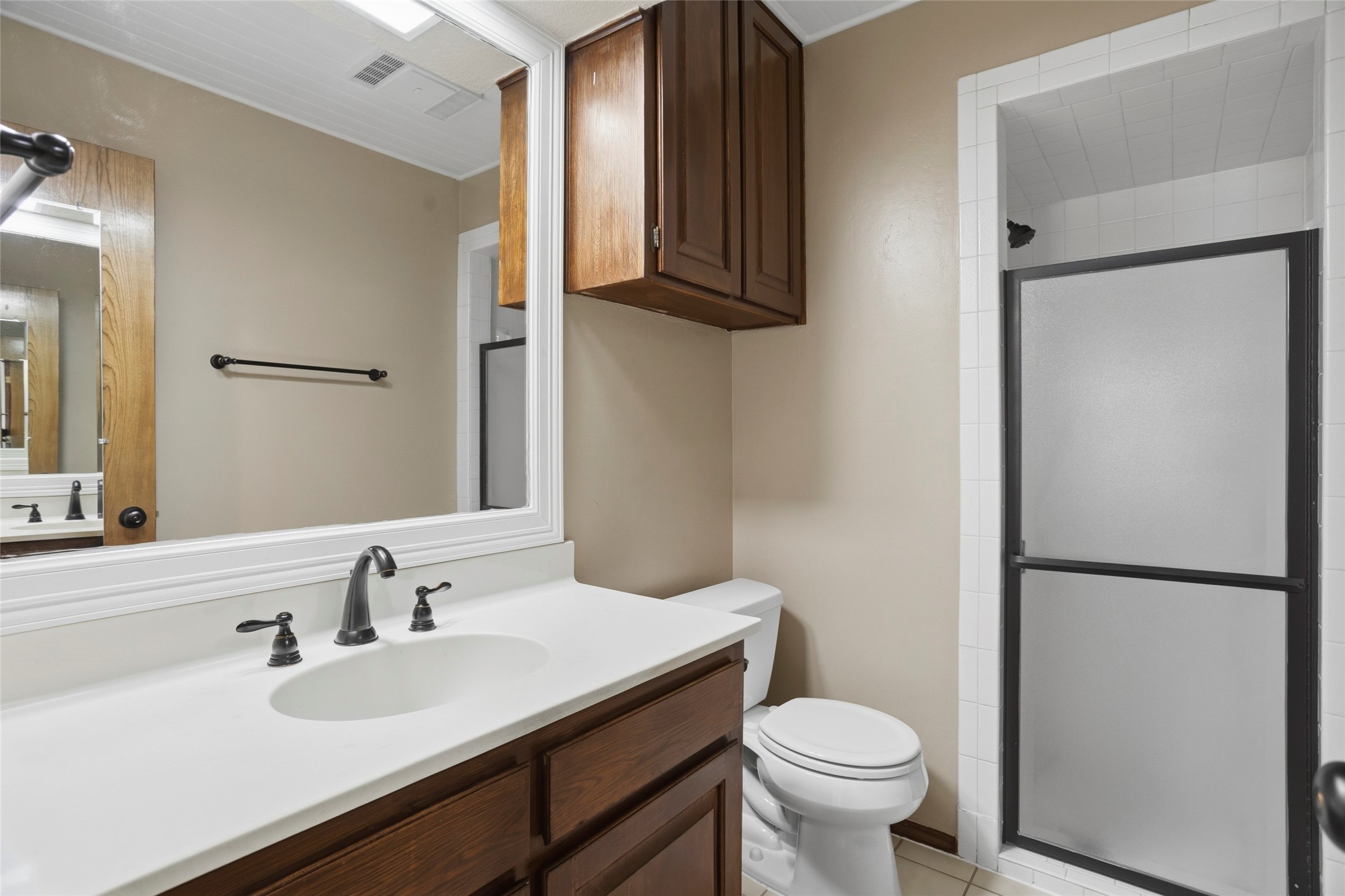 6409 Country Day Trail Benbrook TX 76132