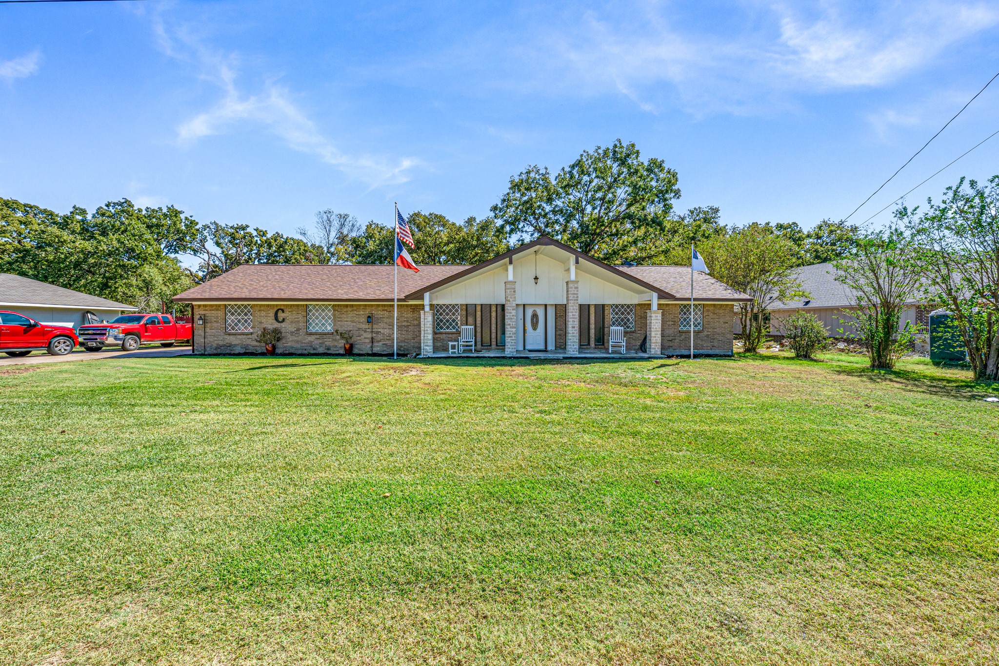 1075 Oak Ridge Drive Oak Ridge TX 75160