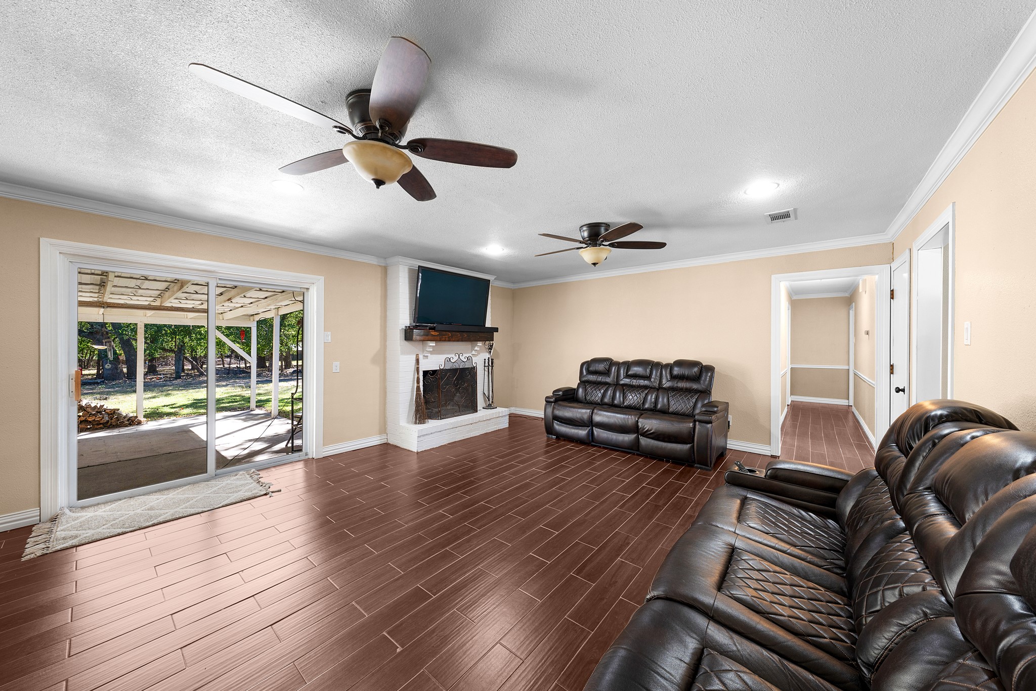 1075 Oak Ridge Drive Oak Ridge TX 75160
