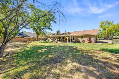 1075 Oak Ridge Drive Oak Ridge TX 75160