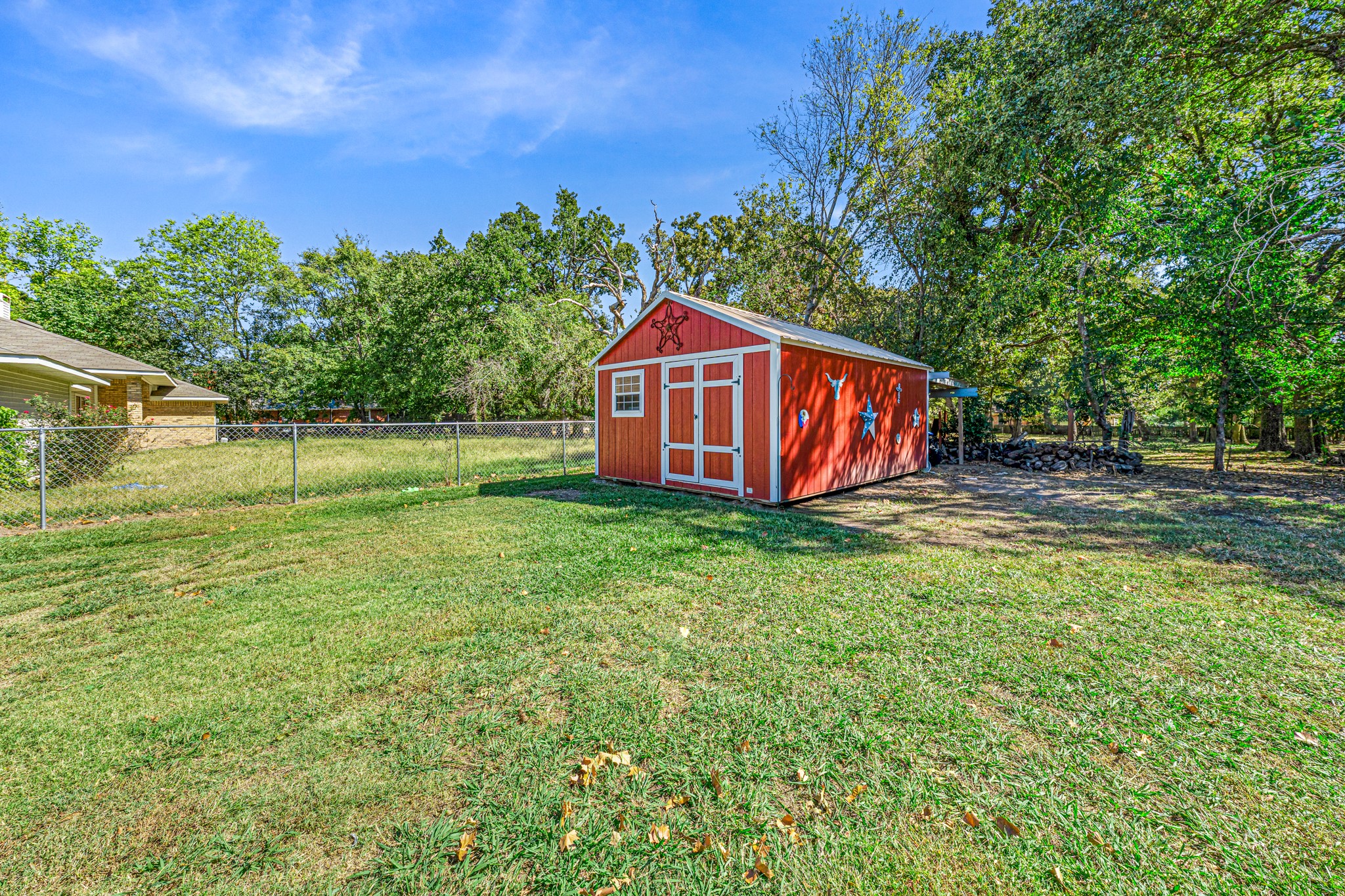 1075 Oak Ridge Drive Oak Ridge TX 75160