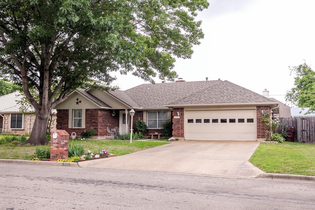 709 Martin Street Bonham TX 75418