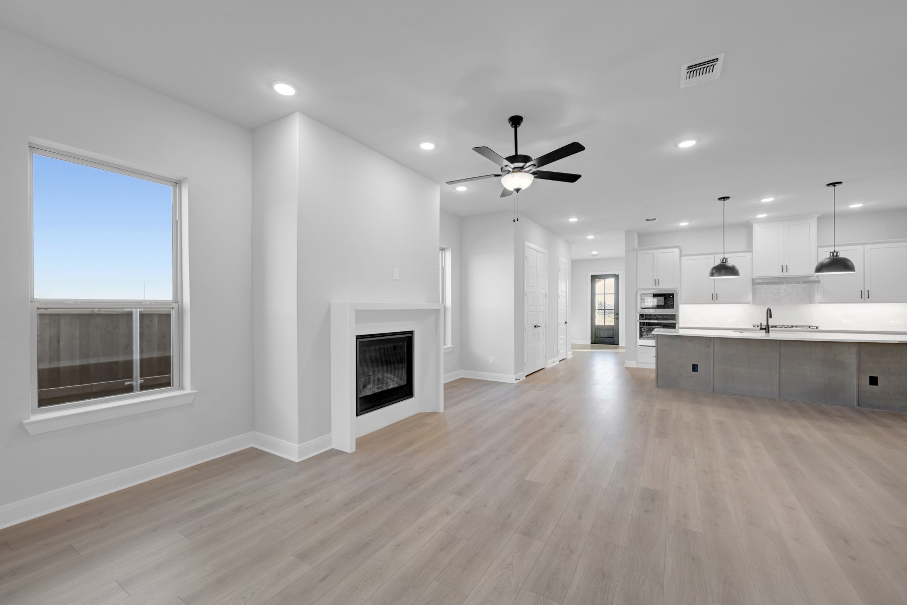 2085 Pine Grove Lane Arlington TX 76005