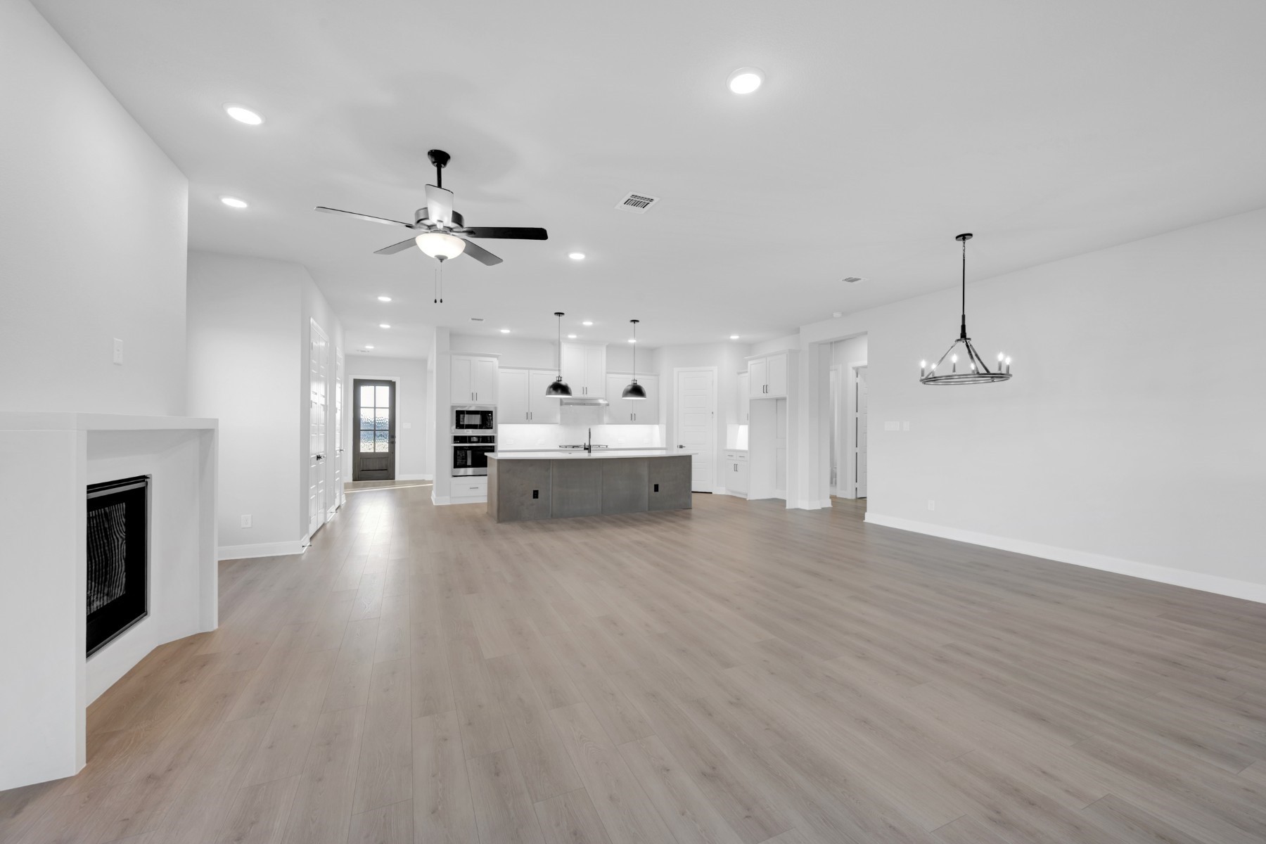 2085 Pine Grove Lane Arlington TX 76005