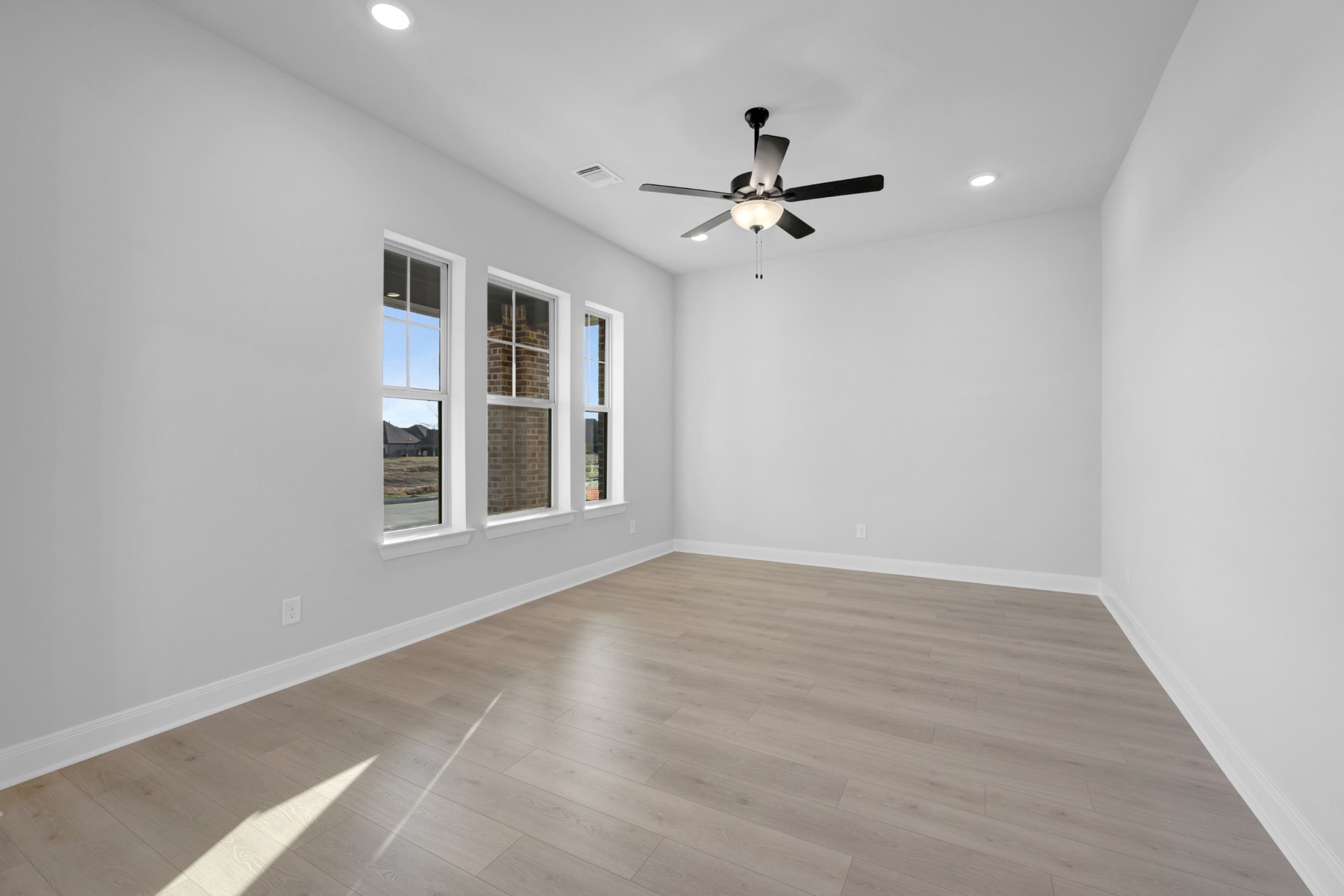 2085 Pine Grove Lane Arlington TX 76005